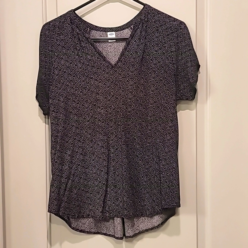 Old Navy top